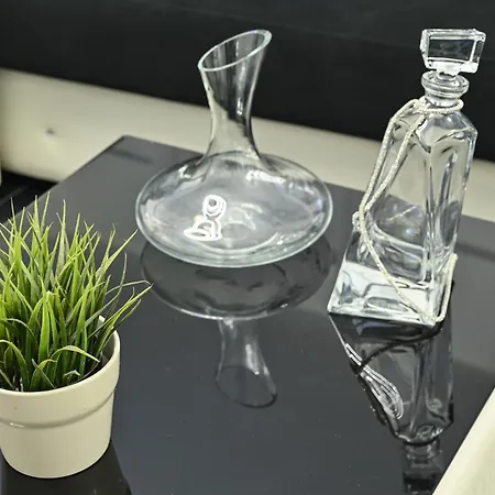 Appartement Zeusplace Black And White Retreat *