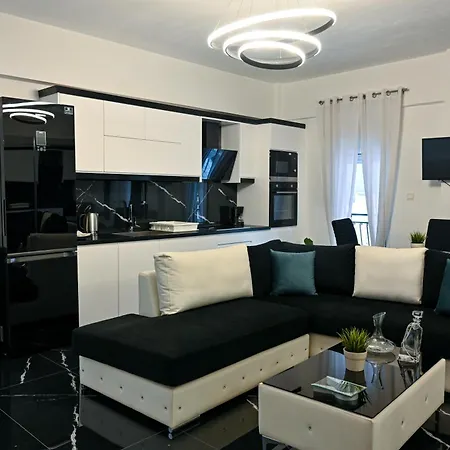 Zeusplace Black And White Retreat Daire